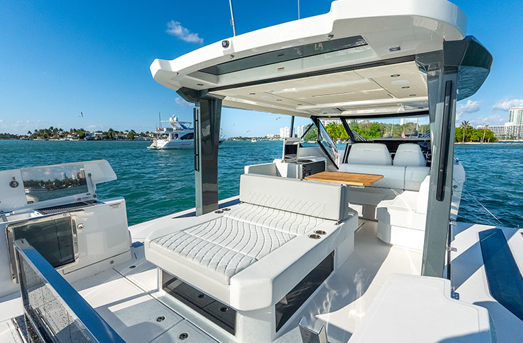 Saxdor GTO Yacht Charter Fort Lauderdale