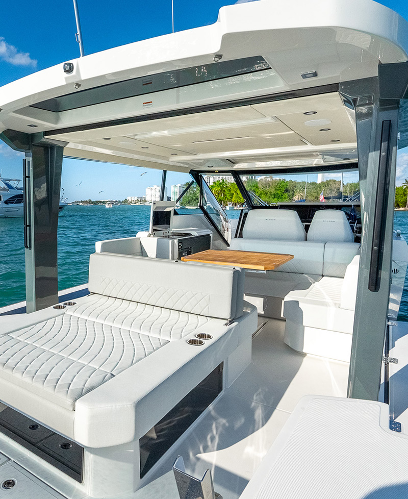 Saxdor GTO Yacht Charter in Fort Lauderdale
