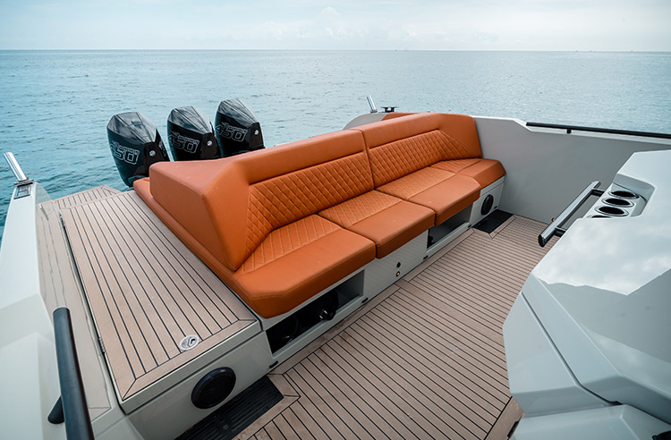 Vanquish Yacht Charter Fort Lauderdale