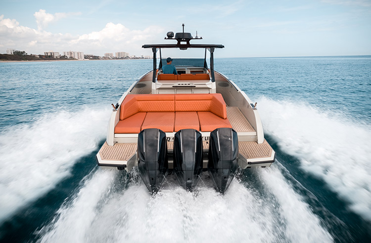Vanquish Yacht Charter Fort Lauderdale