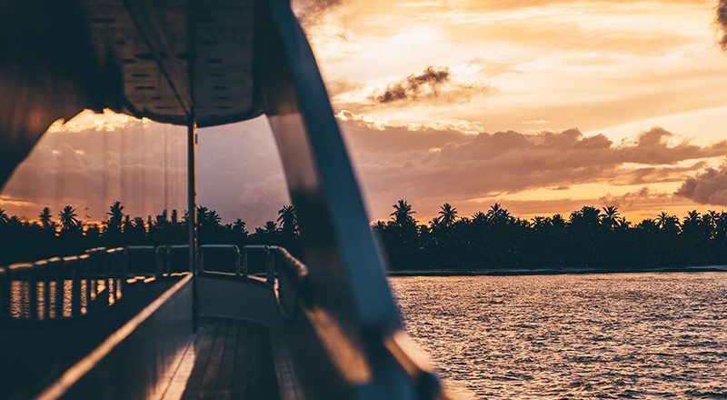 how much does it cost to charter a yacht in Fort Lauderdale